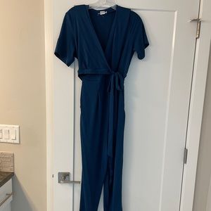 Ingrid & Isabel maternity and nursing jumper